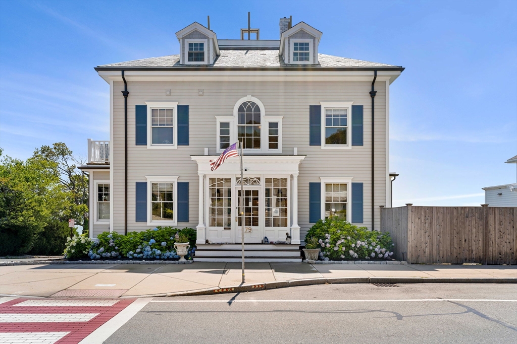 79 Lothrop St