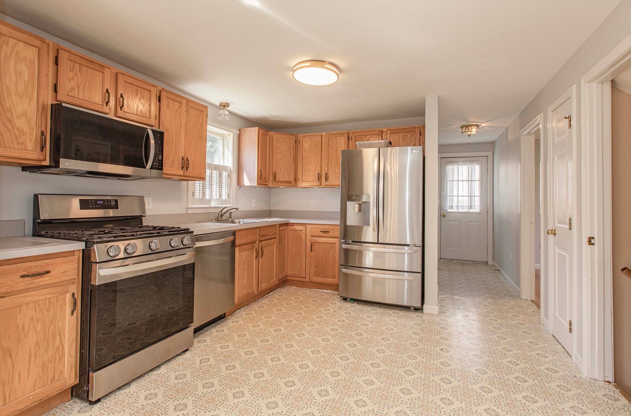 36 Redwood Circle