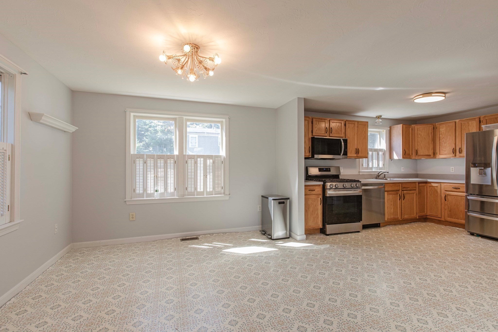 36 Redwood Circle, Pembroke, MA, 36 Redwood Circle, Pembroke, MA Photo #11