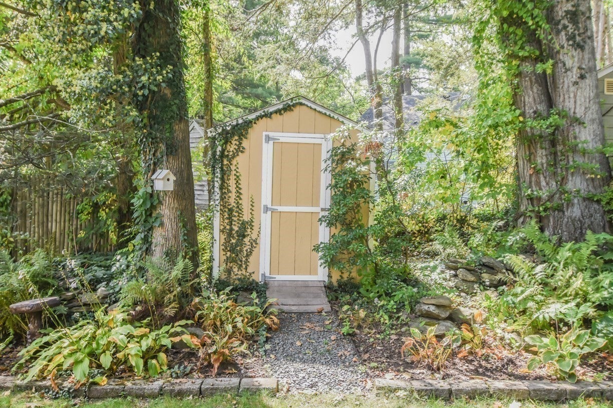 3 Chatanika Ave, Worcester, MA Photo #34