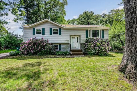 19 Porter St Billerica MA 01821