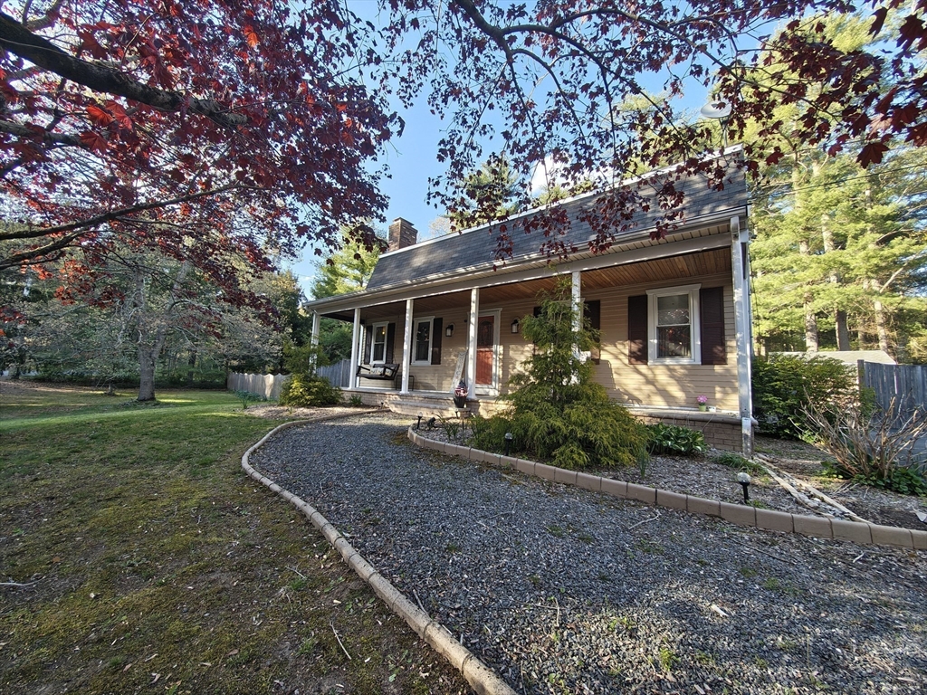 1 Kelly Dr