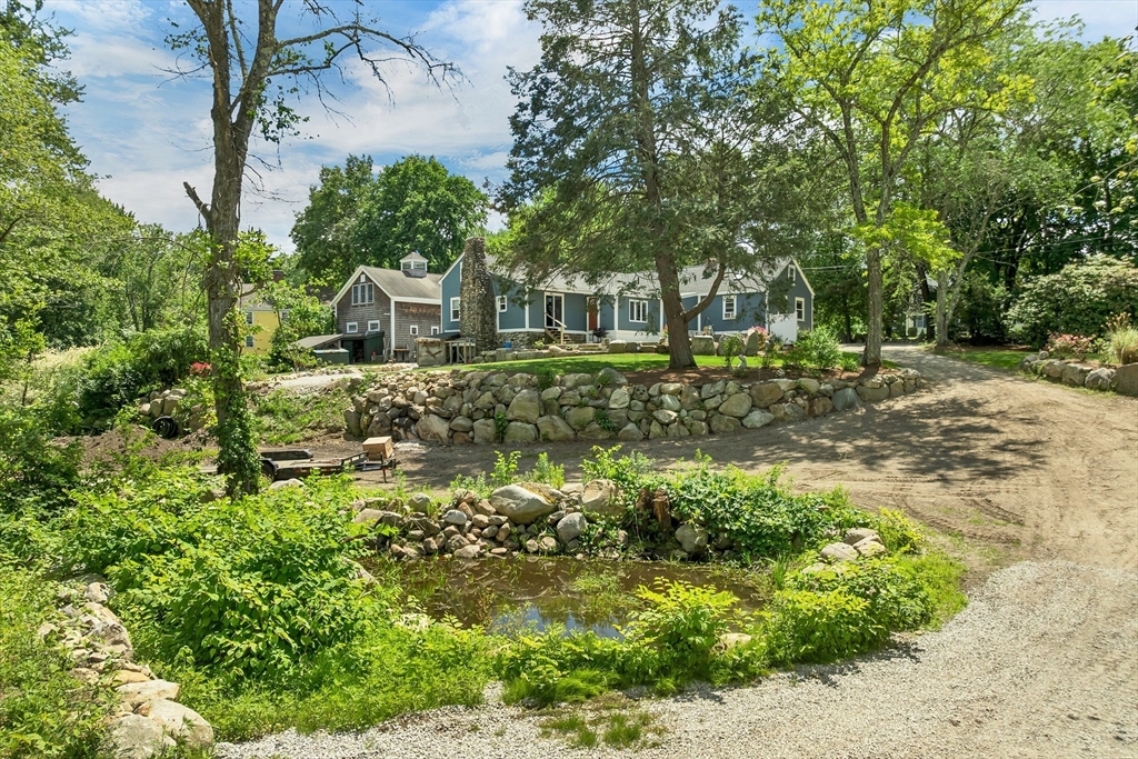 14 Frances Hill Road