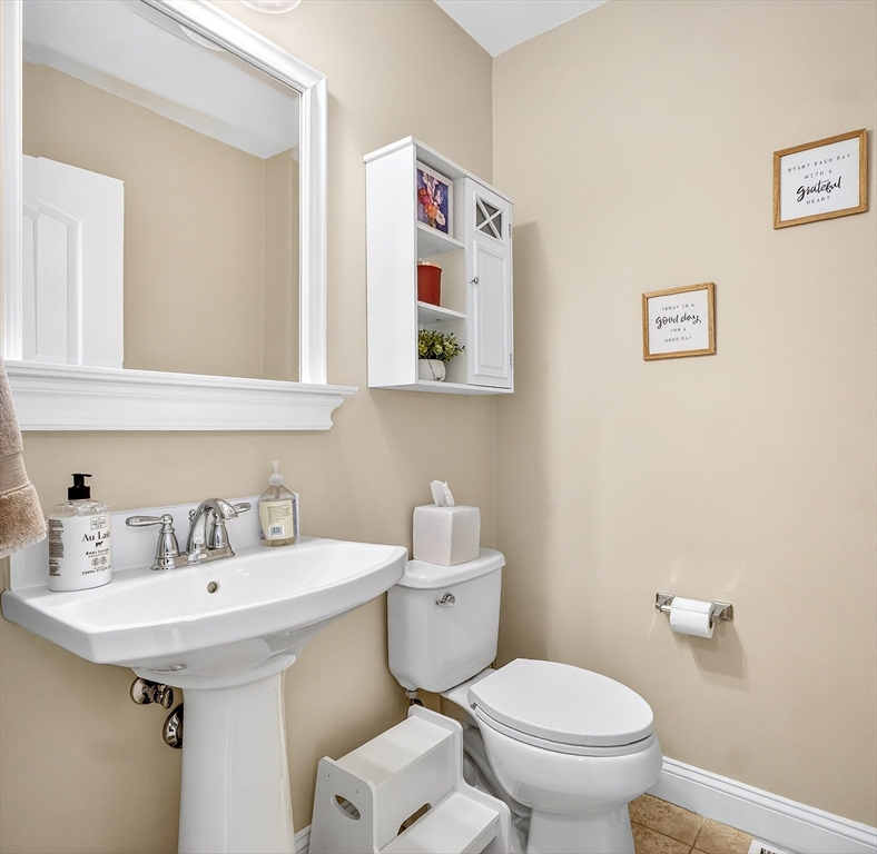 96 Turtle Brook Road #18-3, Canton, MA Photo #14