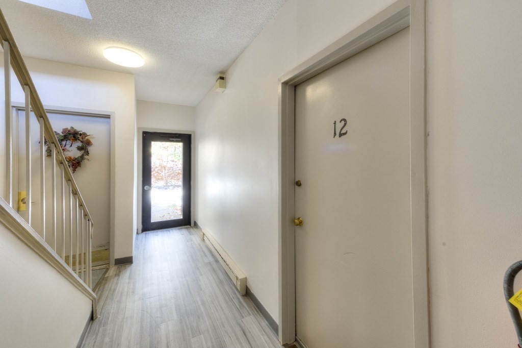 28 Thayer Pond Dr 12