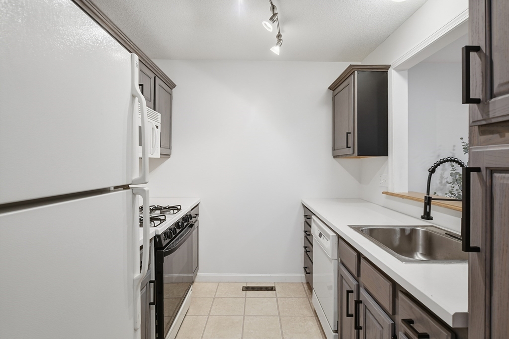 18 Palmer Rd 15
