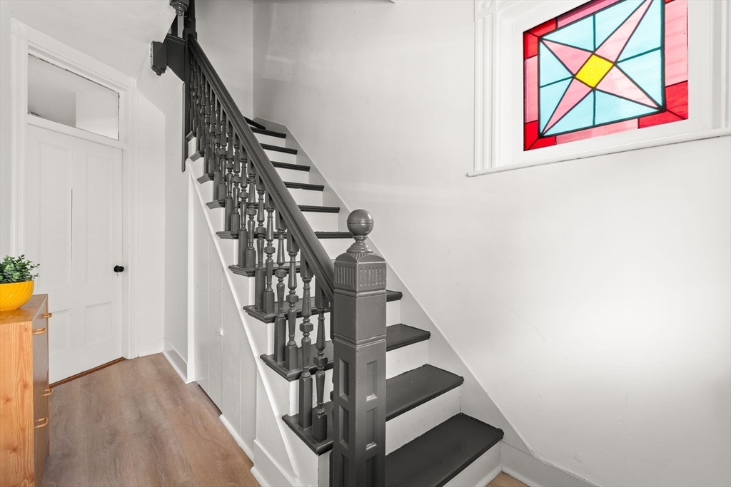 70 Saint Rose Street 2
