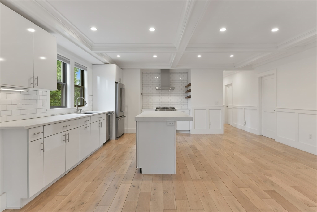 126 Central St 2