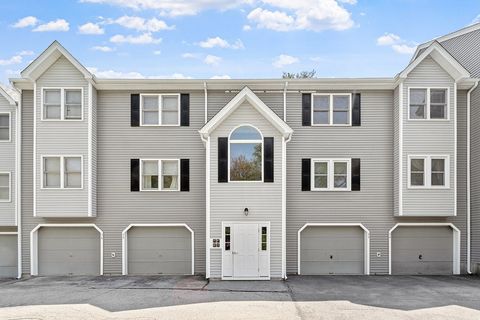 124 Tennis Plaza Rd 34 Dracut MA 01826