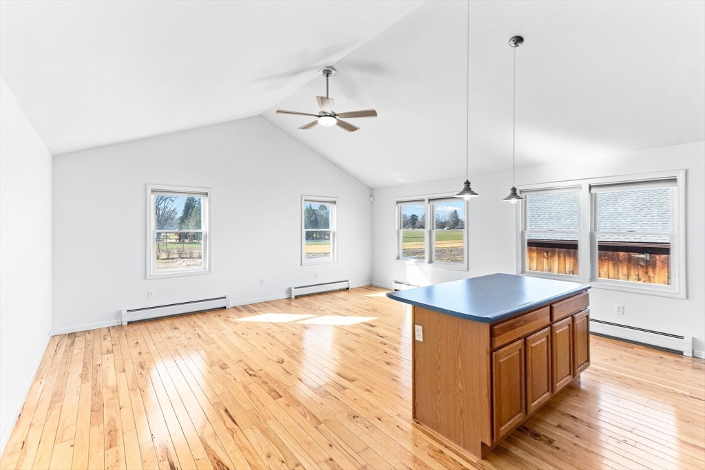 Hadley, Massachusetts 01035, United States, 4 Bedrooms Bedrooms, ,5 BathroomsBathrooms,Residential,Active,194769