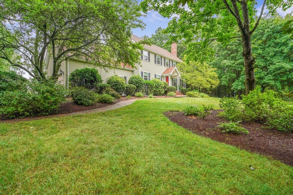 20 King Phillip Drive