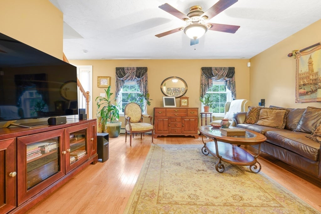20 King Phillip Drive, Rehoboth, MA Photo #15