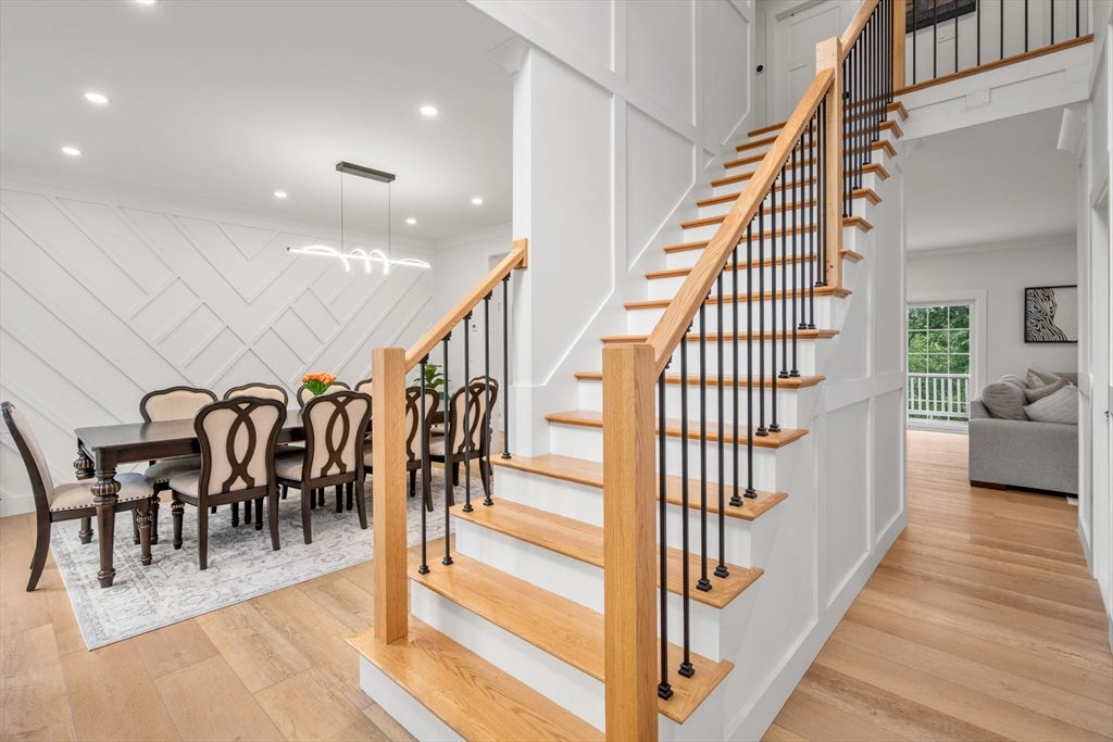 9 Flanagan Dr