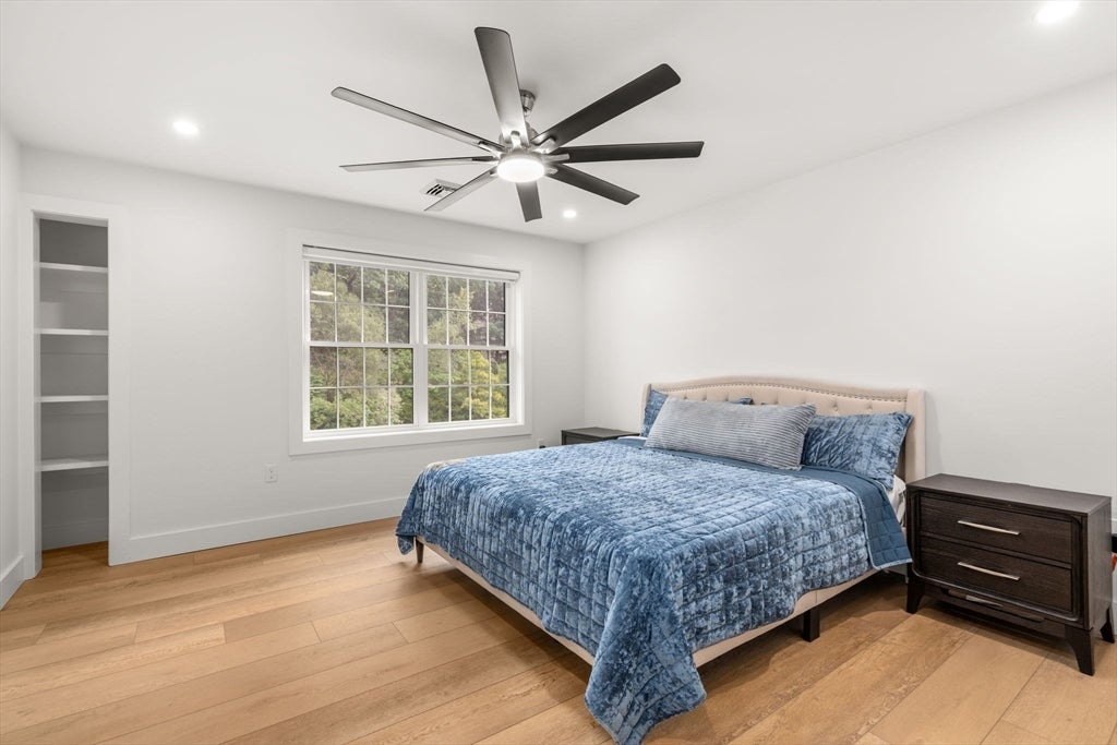 9 Flanagan Dr, Shrewsbury, MA Photo #27