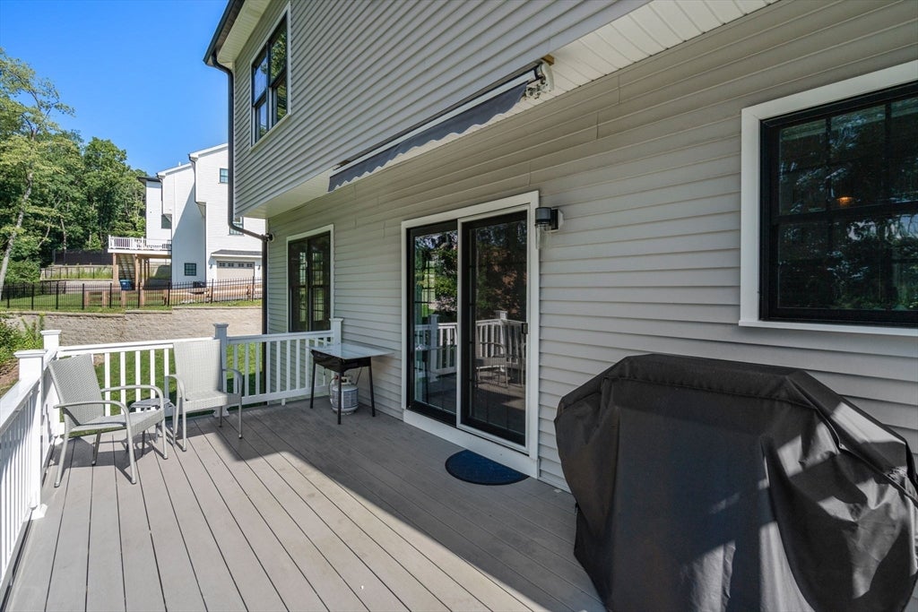 9 Flanagan Dr, Shrewsbury, MA Photo #36