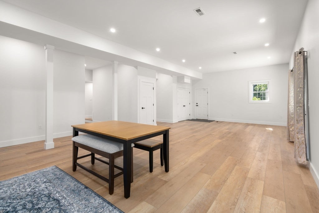 9 Flanagan Dr, Shrewsbury, MA Photo #31