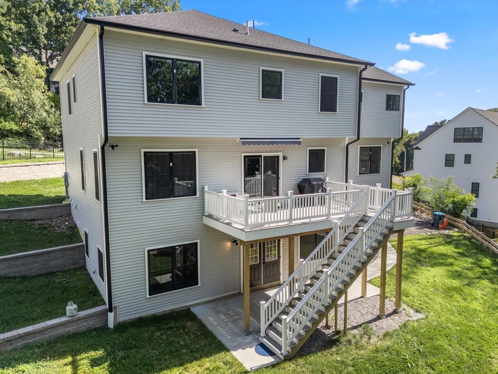 9 Flanagan Dr, Shrewsbury, MA Photo #37