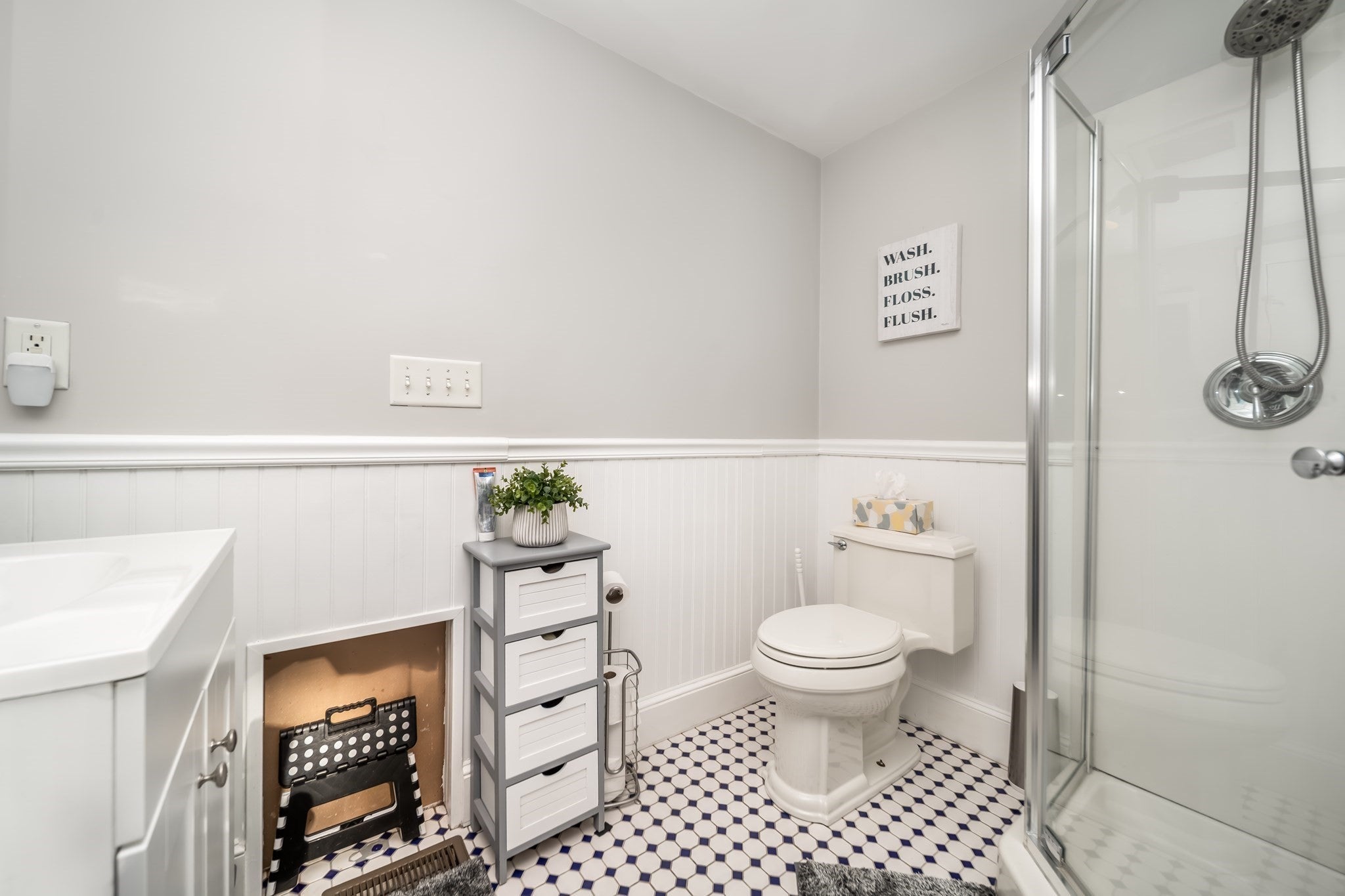 20 Harnden St, Wilmington, MA, 20 Harnden St, Wilmington, MA Photo #32