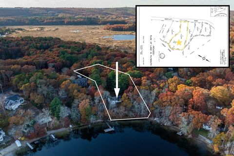 Photo of 158 Bartlett Rd, Plymouth, MA 02360 (MLS # 73460753)