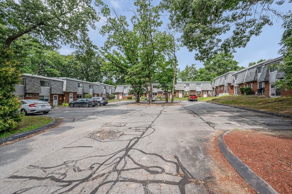141 Thissell Ave #26, Dracut, MA Photo #25