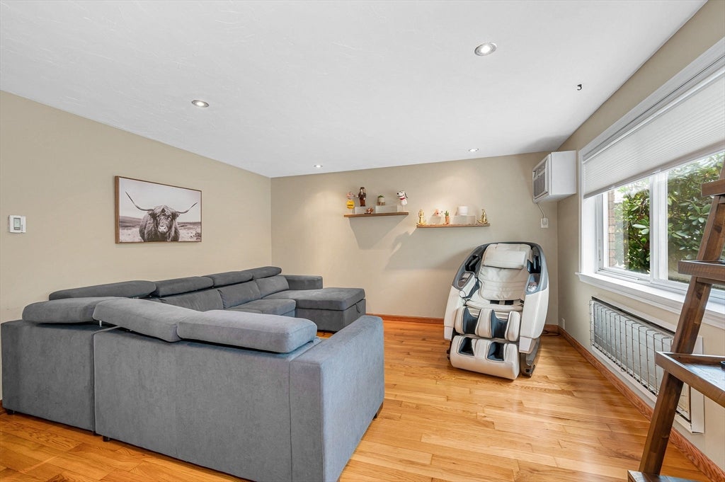 141 Thissell Ave 26