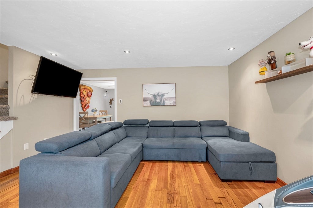 141 Thissell Ave 26