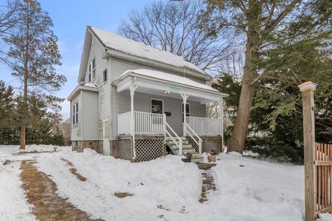 370 Grove REAR Boston MA 02132