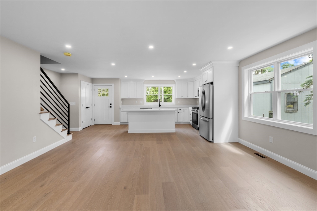 120 Stowe St 120