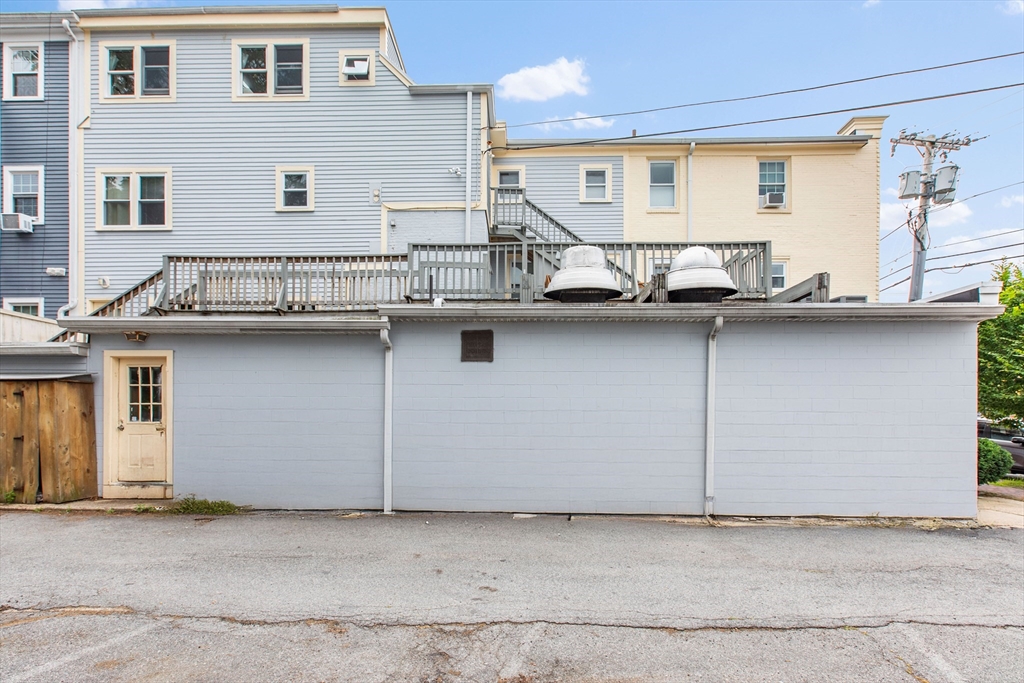 140 High St