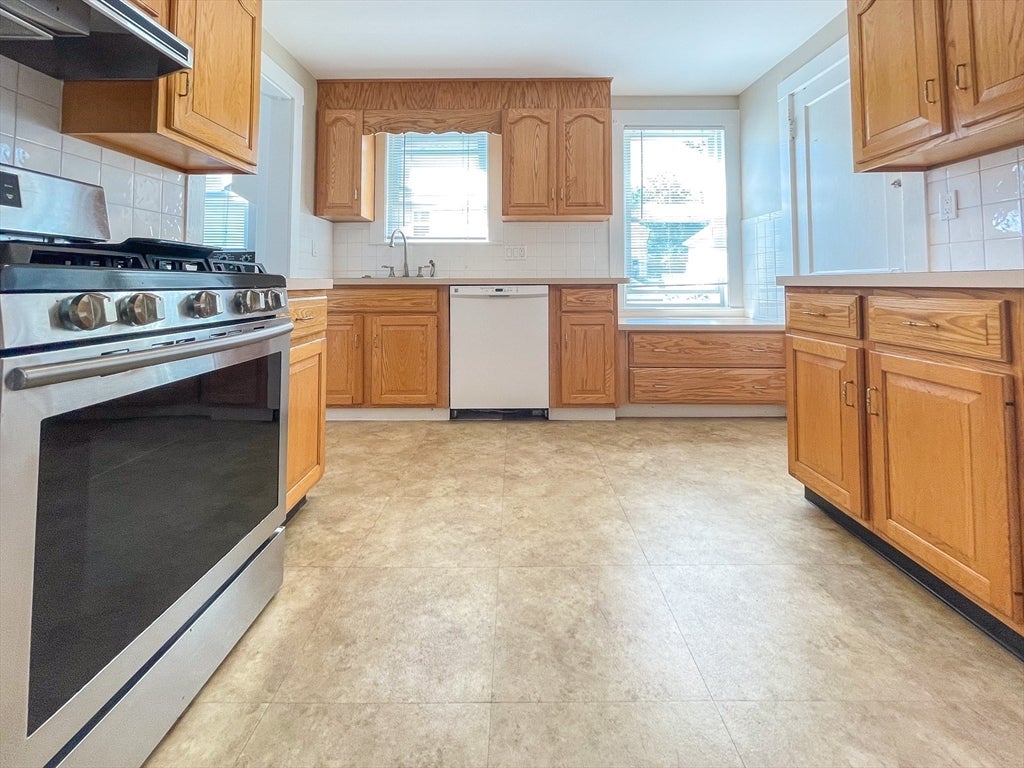 57 Breck Ave #2, Boston, MA Photo #6