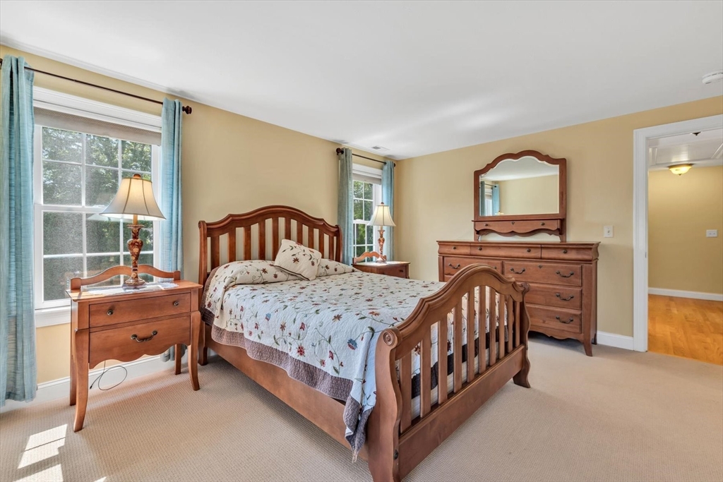 Barnstable, Massachusetts 02601, United States, 3 Bedrooms Bedrooms, ,3 BathroomsBathrooms,Residential,Active,147518