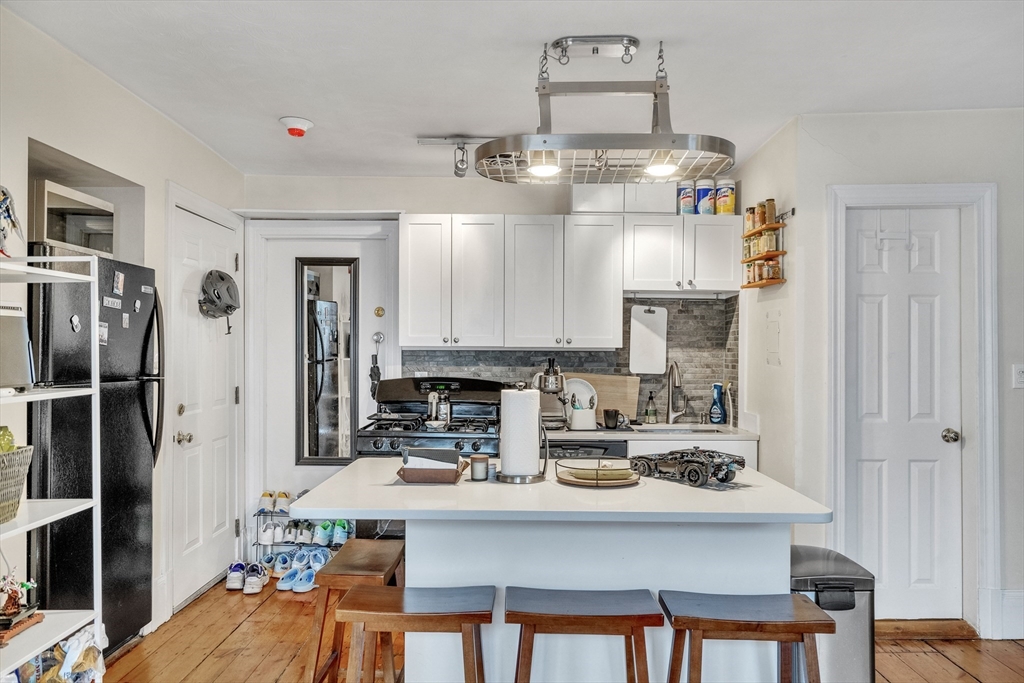 16 Hancock St 5R