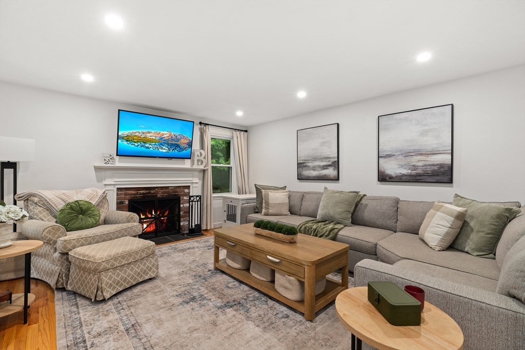 148 Upton Rd