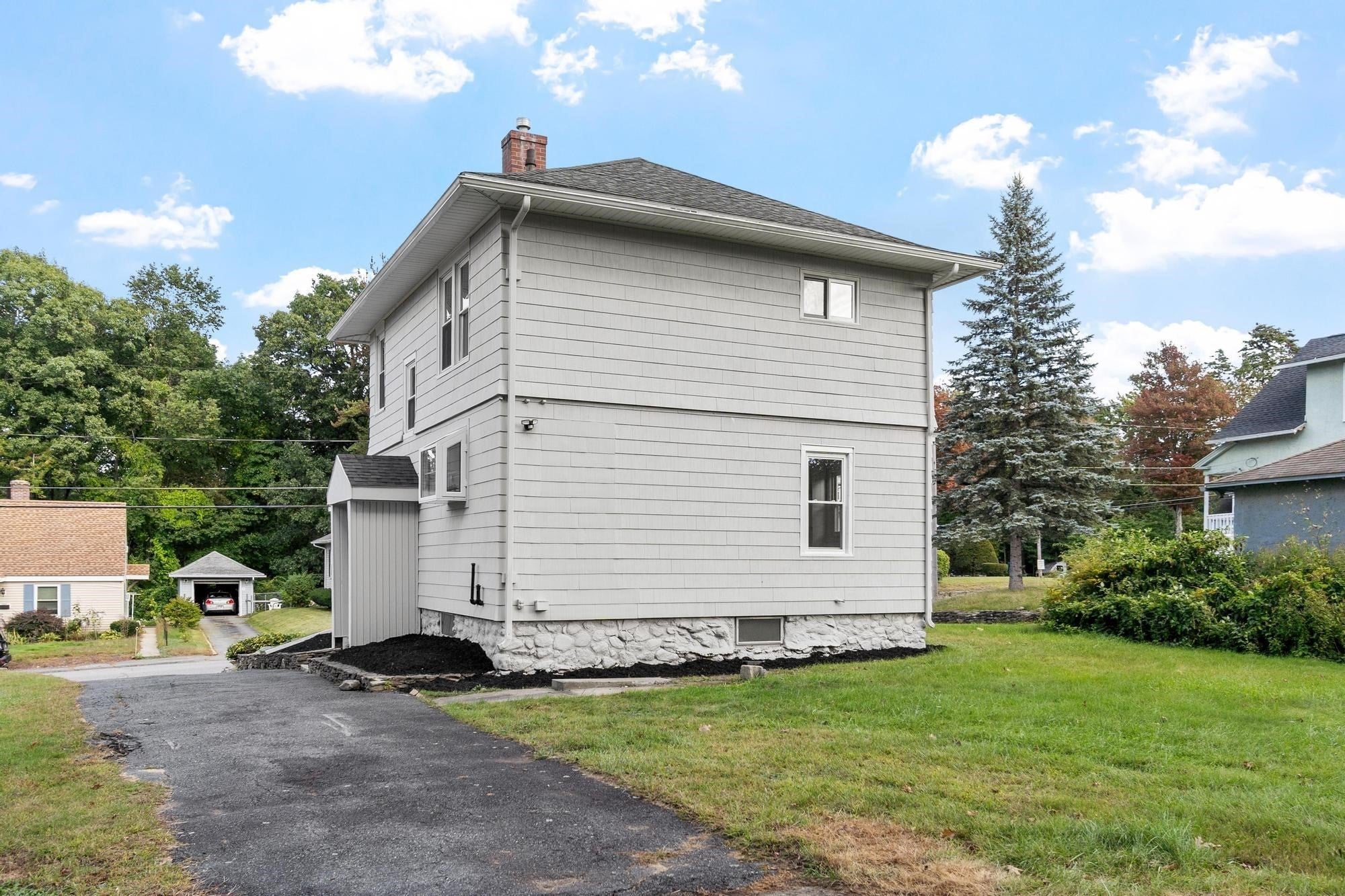 567 Milk St, Fitchburg, MA Photo #38