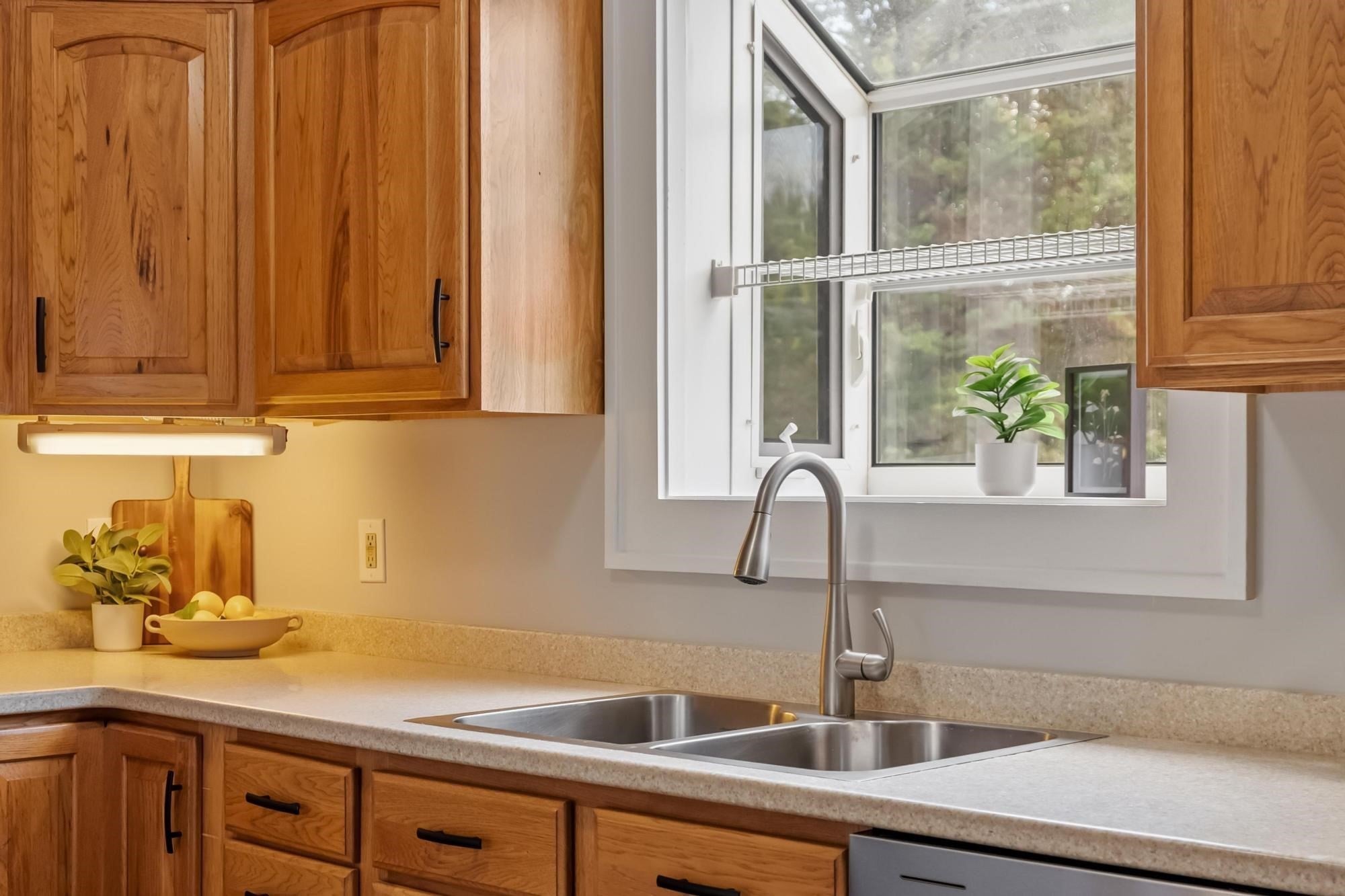 567 Milk St, Fitchburg, MA Photo #33
