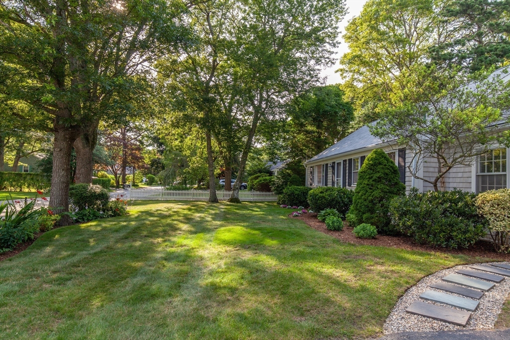 Barnstable, Massachusetts 02632, United States, 3 Bedrooms Bedrooms, ,2 BathroomsBathrooms,Residential,Active,170278