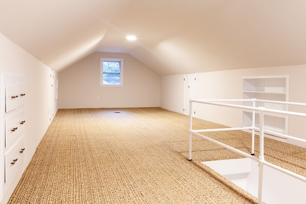 Barnstable, Massachusetts 02632, United States, 3 Bedrooms Bedrooms, ,2 BathroomsBathrooms,Residential,Active,170278