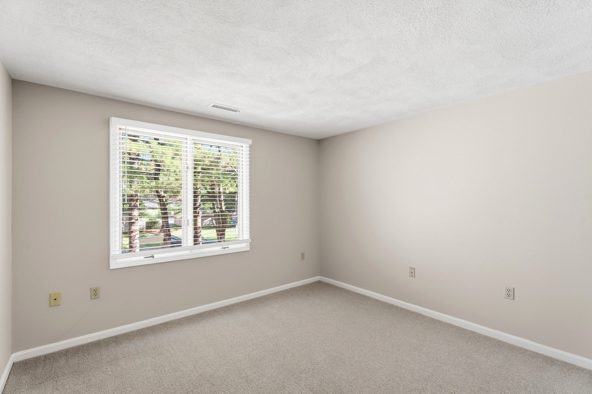 67 Brickett Hill #67, Haverhill, MA, 67 Brickett Hill #67, Haverhill, MA Photo #21