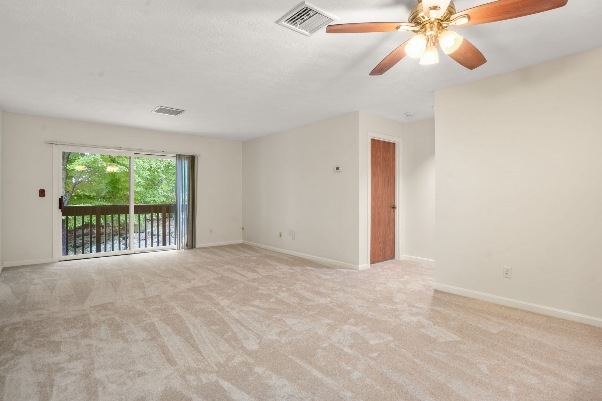 330 Sunderland Rd #22, Worcester, MA, 330 Sunderland Rd #22, Worcester, MA Photo #10