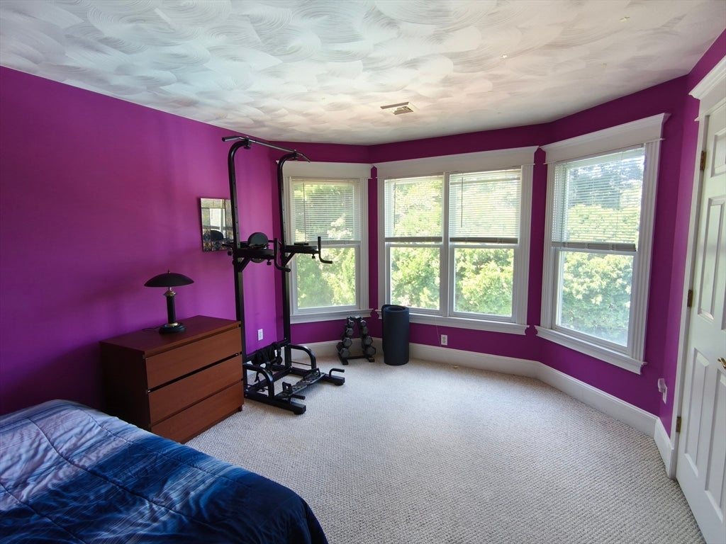 140 Wildflower Cir, Westfield, MA Photo #19
