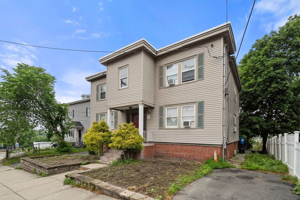 4 Warren Ave