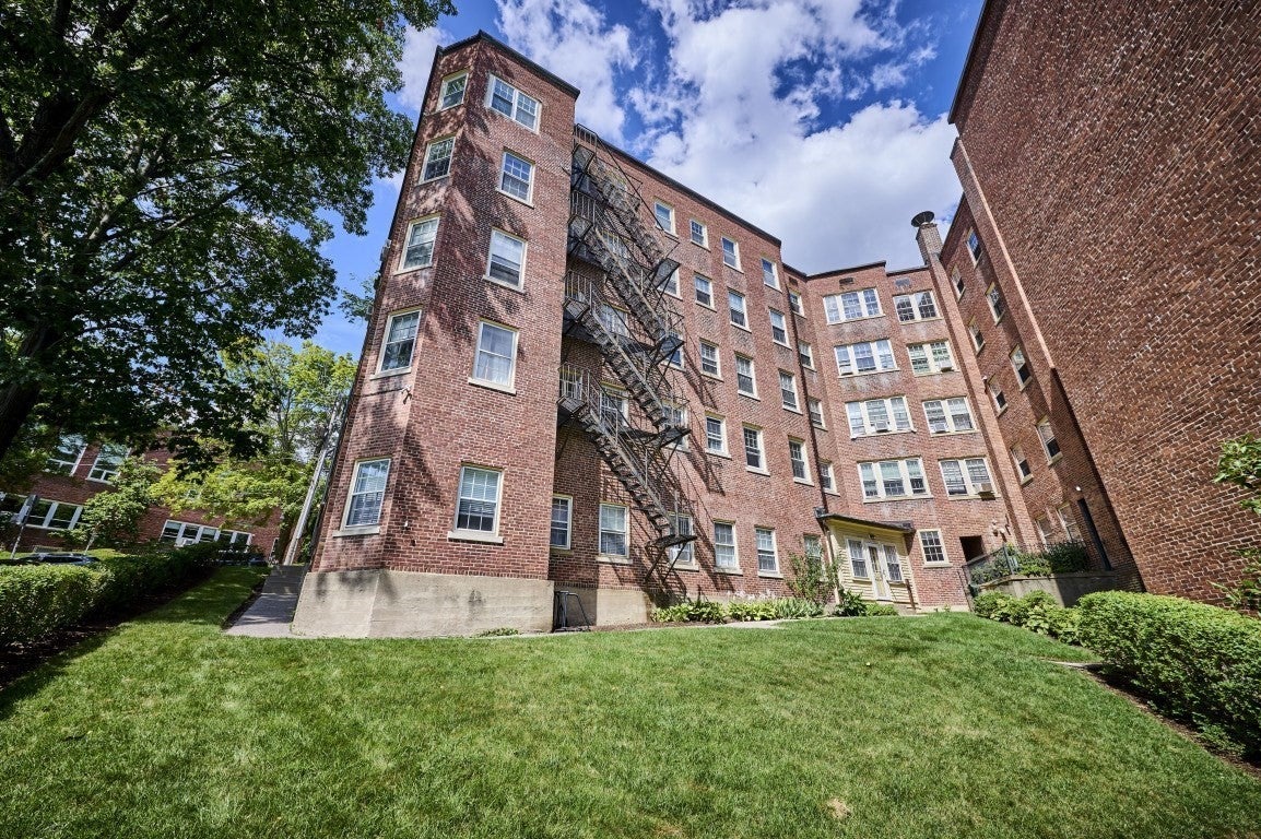 86 Buckingham St #23, Cambridge, MA, 86 Buckingham St #23, Cambridge, MA Photo #17