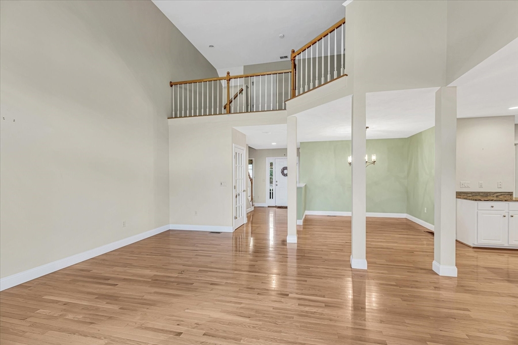 Bourne, Massachusetts 02532, United States, 2 Bedrooms Bedrooms, ,4 BathroomsBathrooms,Residential,Active,93687