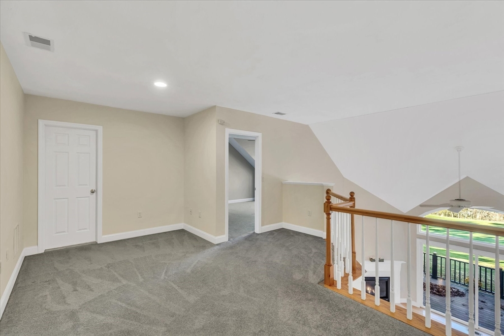 Bourne, Massachusetts 02532, United States, 2 Bedrooms Bedrooms, ,4 BathroomsBathrooms,Residential,Active,93687