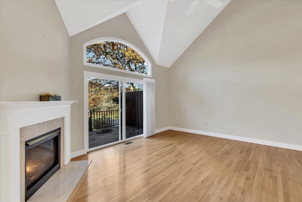 Bourne, Massachusetts 02532, United States, 2 Bedrooms Bedrooms, ,4 BathroomsBathrooms,Residential,Active,93687