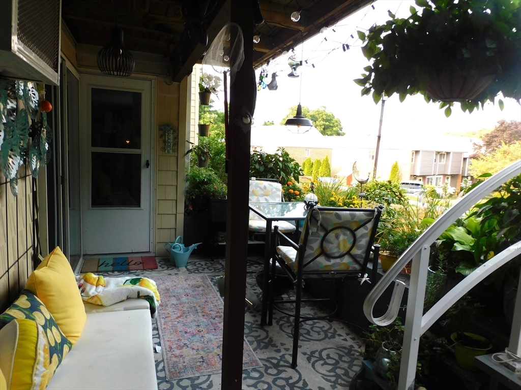 16 Glen Devin St 16