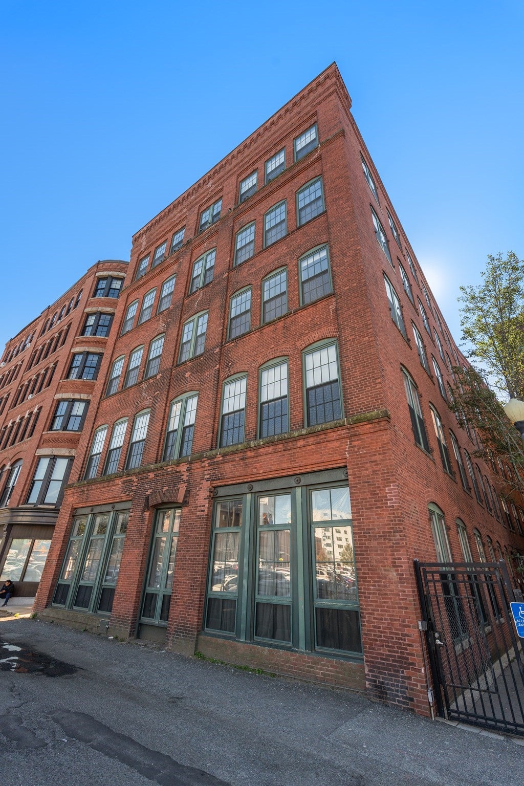 13-17 Willow St #205, Lynn, MA Photo #15
