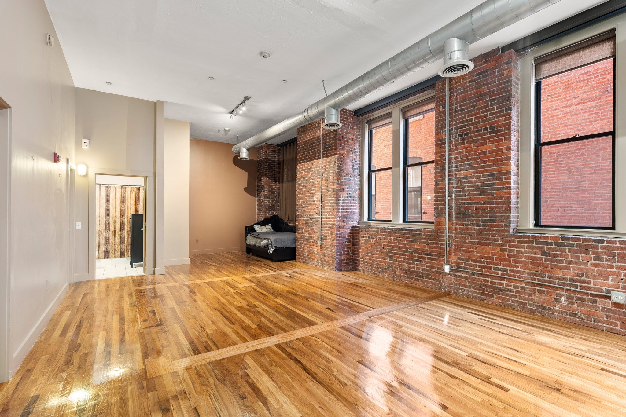 13-17 Willow St #205, Lynn, MA Photo #6
