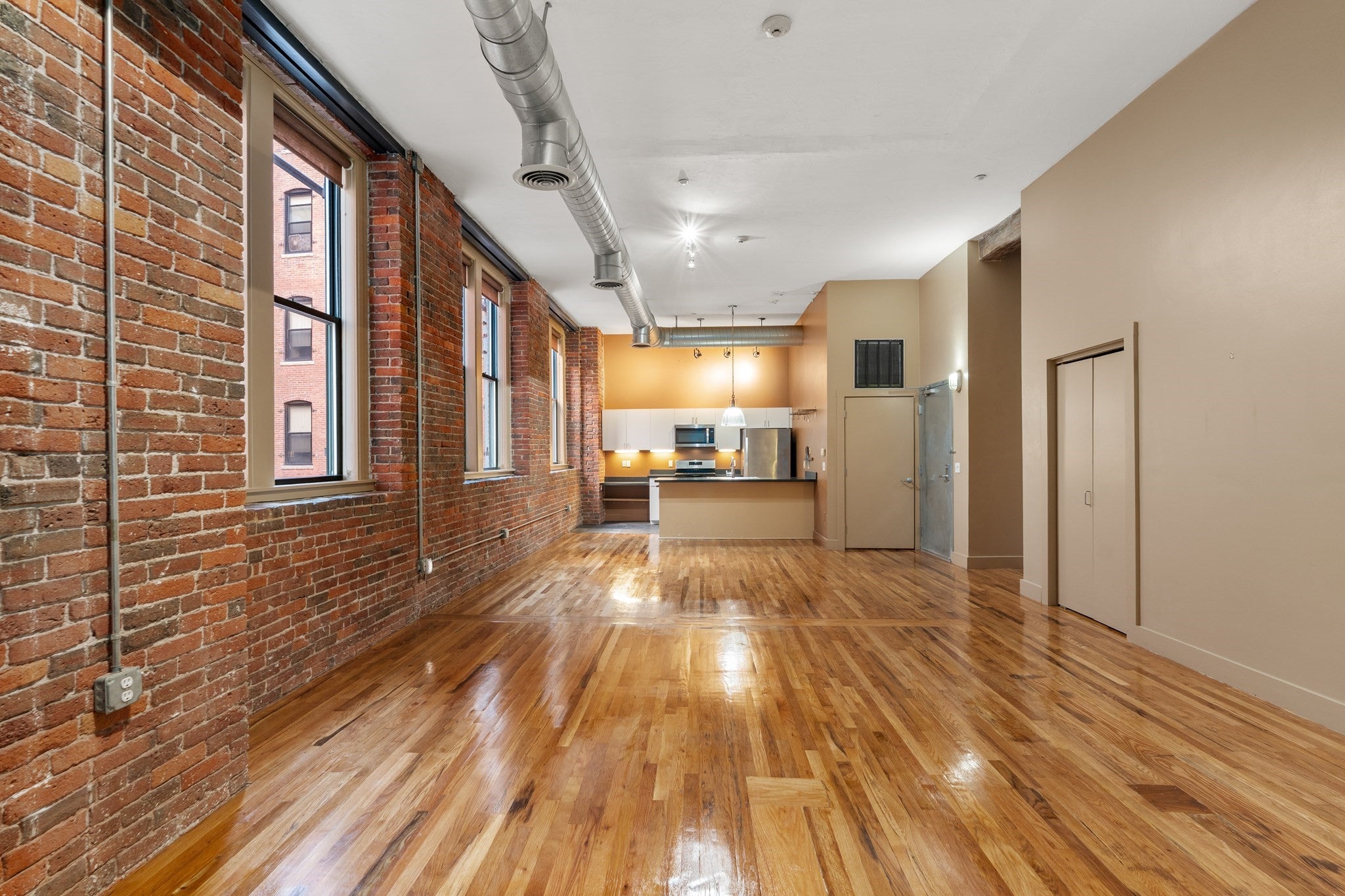 13-17 Willow St #205, Lynn, MA Photo #10