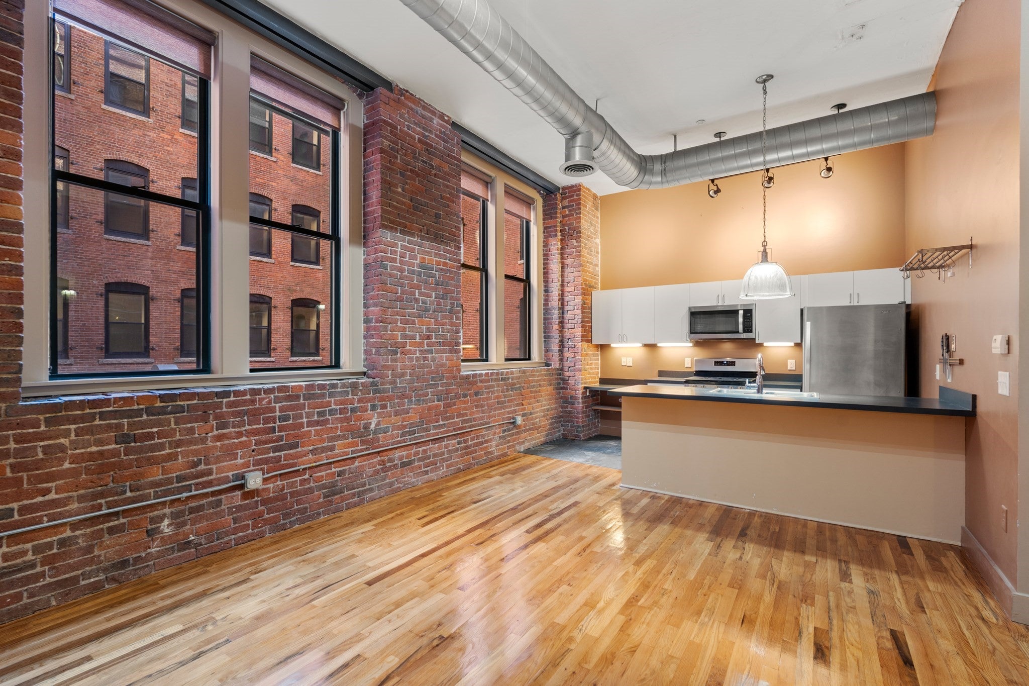 13-17 Willow St #205, Lynn, MA Photo #1